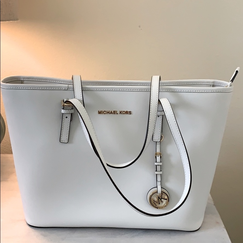 Micheal Kors shoulder bag